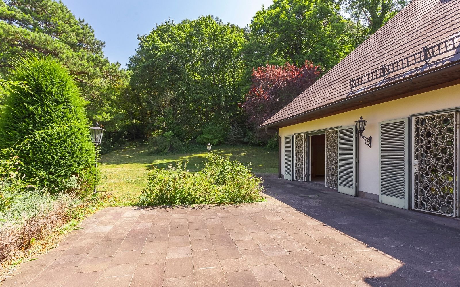 Von Foest Immobilien - Charmante Stil-Villa - VON_FOEST_IMMOBILIEN_LUXUS_IMMOBILIEN_KAUFEN_PERCHTOLDSDORF_WIEN_PREMIUM_VILLA_ERSTBEZUG_4.jpg