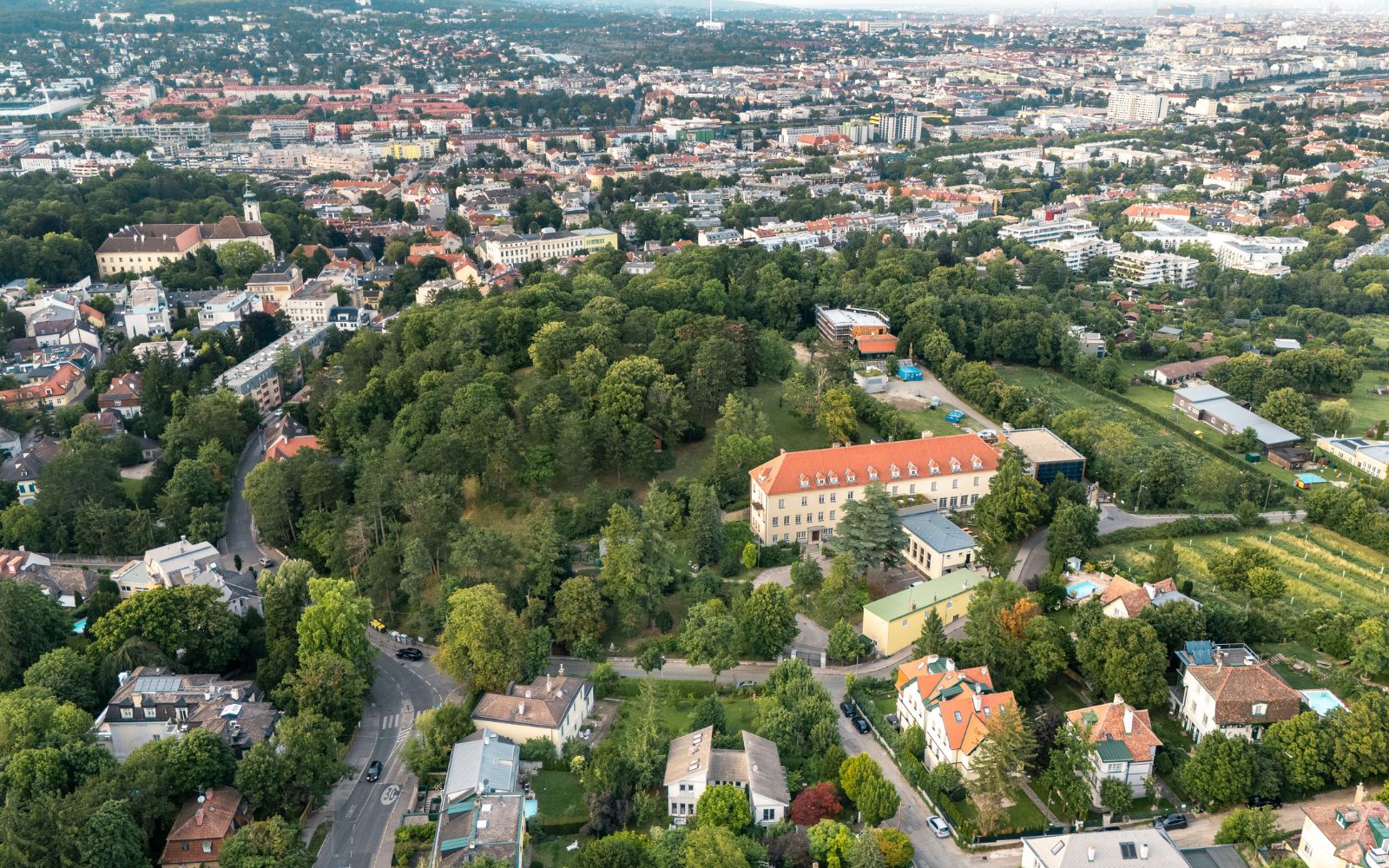 Von Foest Immobilien - Gartenparadies - VON_FOEST_IMMOBILIEN_KAUFEN_VILLA_1130_WIEN_GARTENPARADIES_11.jpg